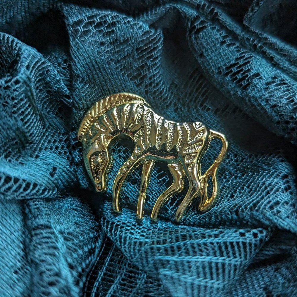 Vintage Gold Tone‎ Zebra Brooch / Pin